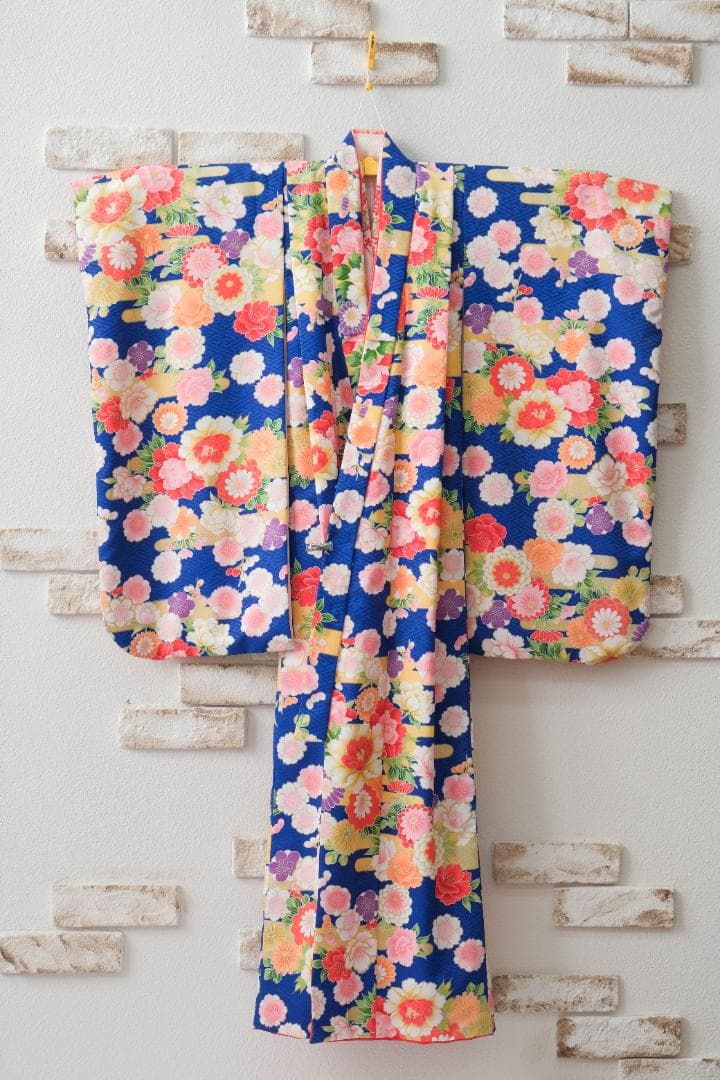 ７歳着物　七五三　花柄着物