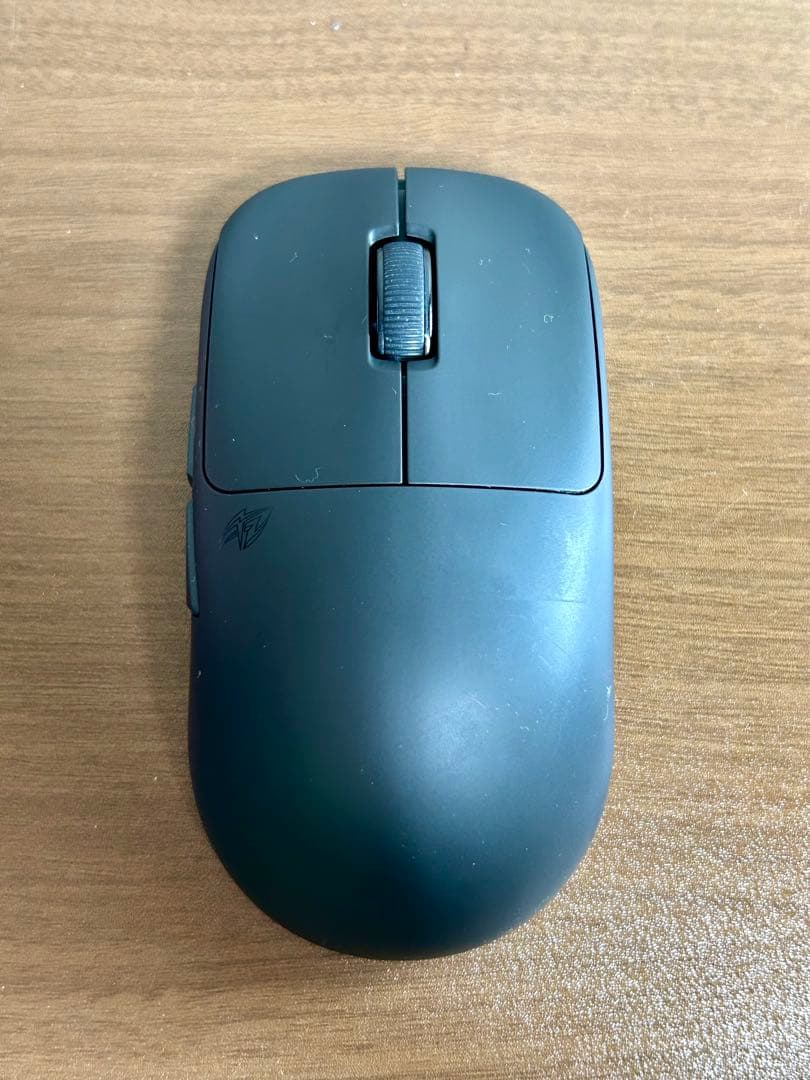 pulsar TenZ Signature Edition ワイヤレスマウス