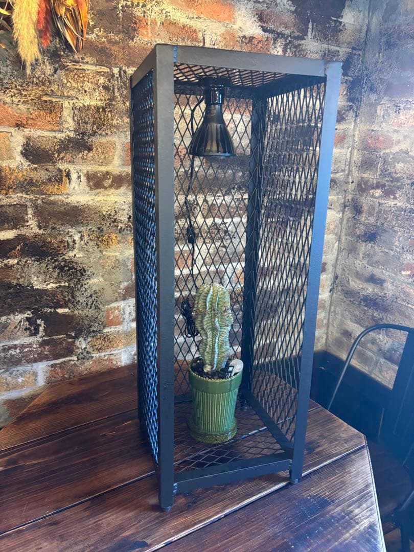 300×300mm インダストリアルな植物棚　アイアンシェル