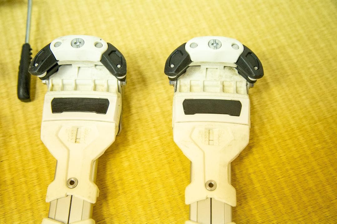 TYROLIA チロリア Ambition 12 アンビション12 　中古