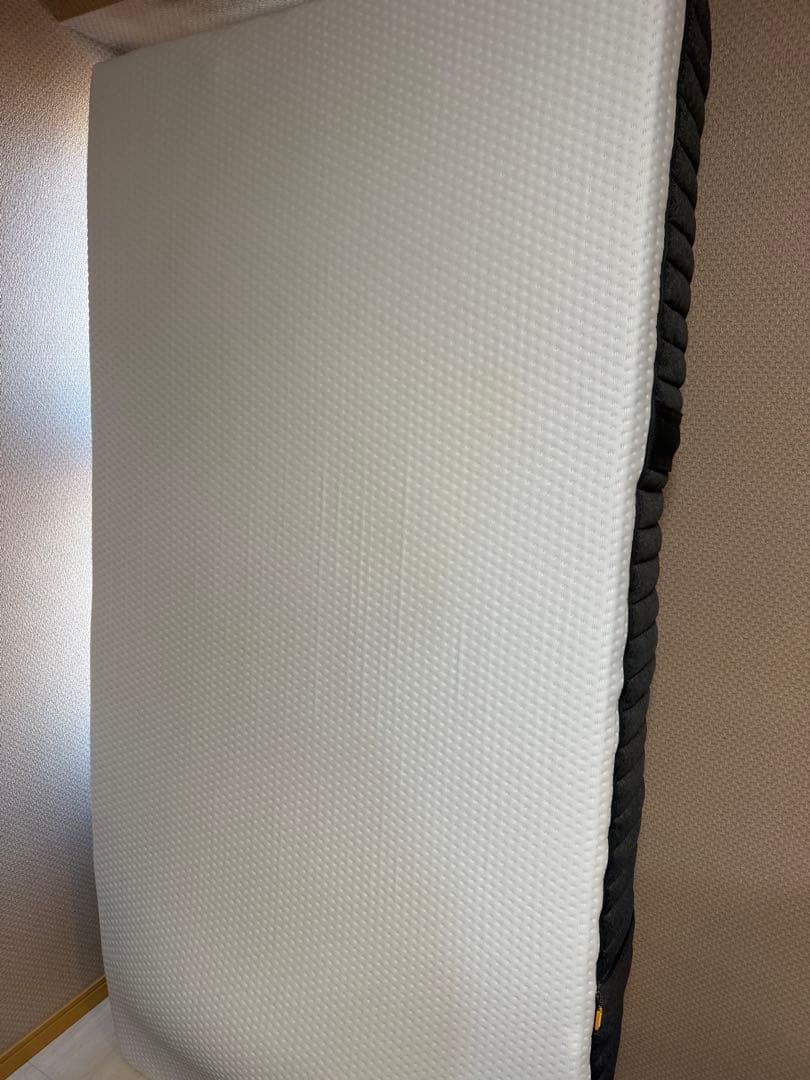 全国送料無料　エマ・ハイブリッドV2 シングル マットレス 美品
