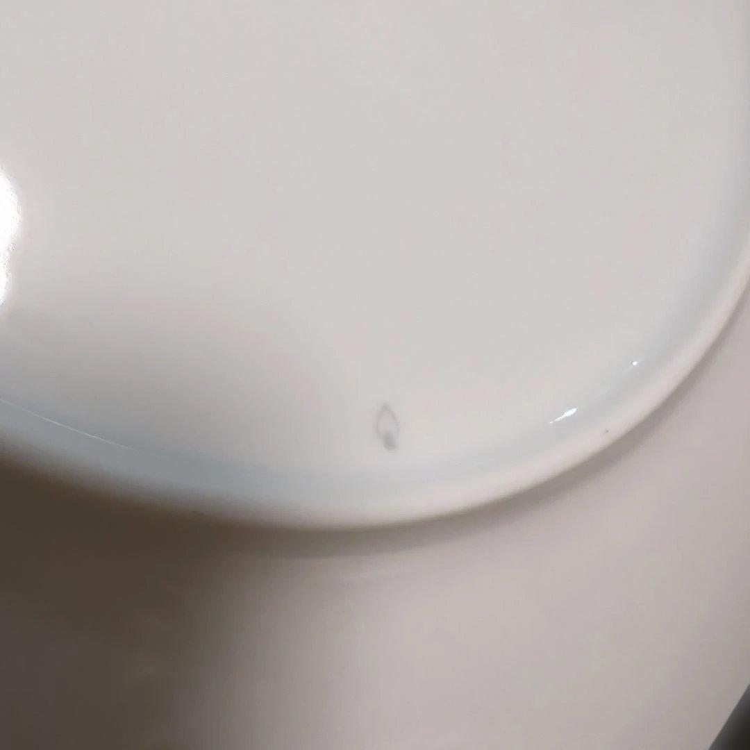 Hermès 赤と白の装飾皿