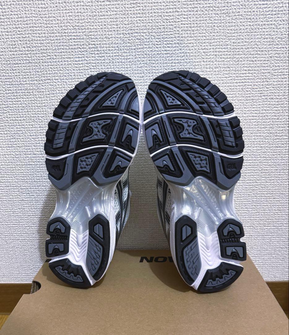 【ASICS】GEL-KAYANO 14 White/Graphite Grey