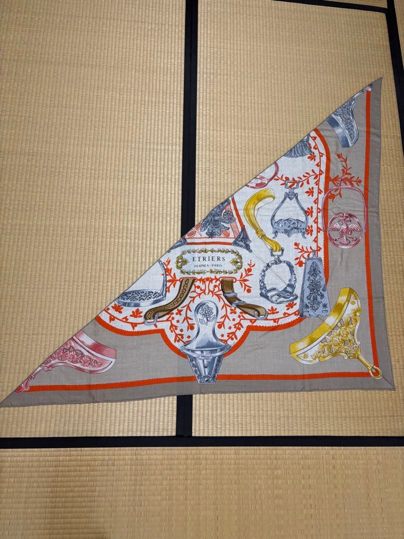 HERMES トライアングルジェアン　エトリエリミックス　カシミヤシルク