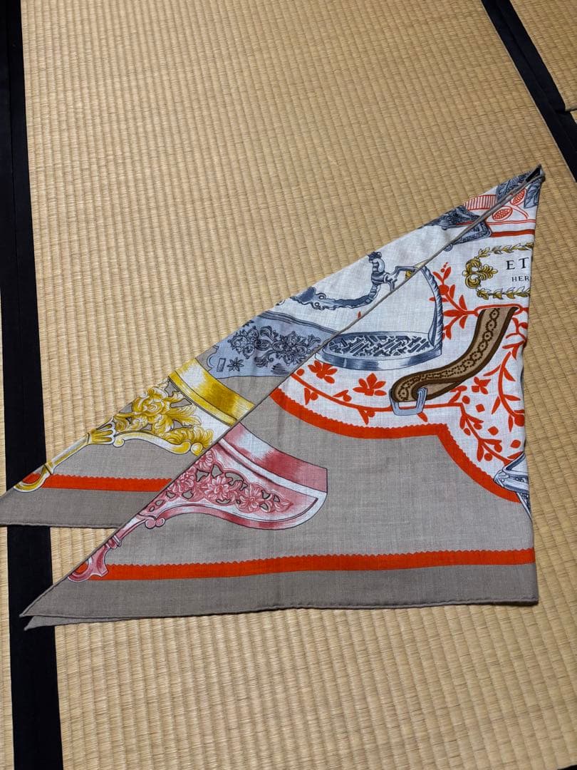 HERMES トライアングルジェアン　エトリエリミックス　カシミヤシルク