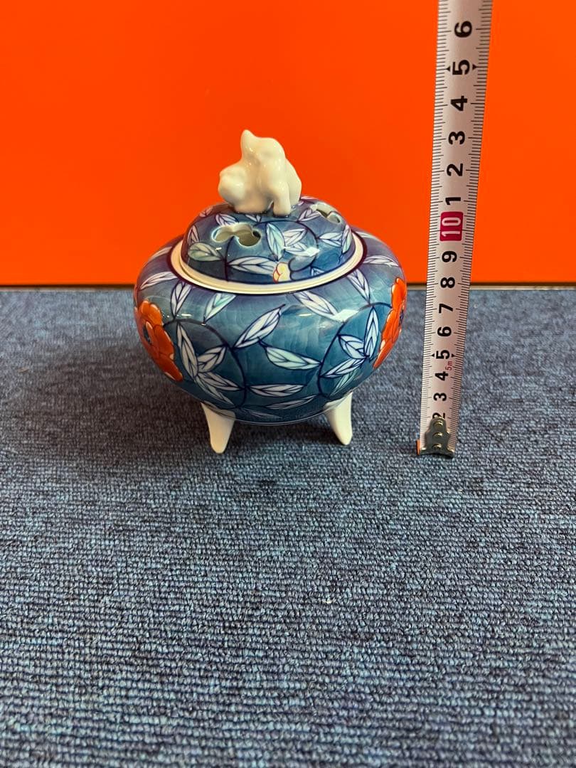 1190  有田焼　川副泰仙作　染付　香炉　未使用