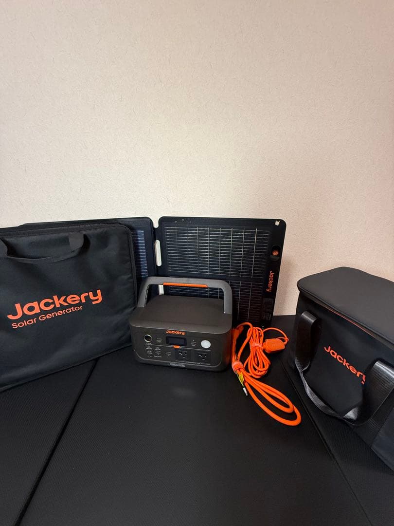 送料込みJackery ポータブル電源 ソーラーパネルセット