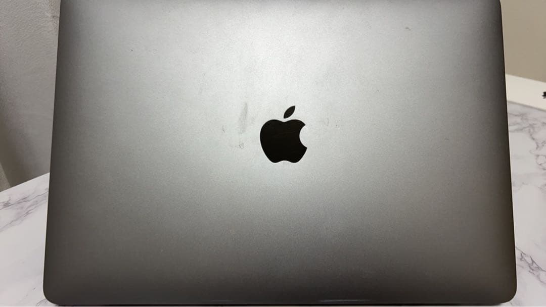 MacBook Pro 13. 2021年購入