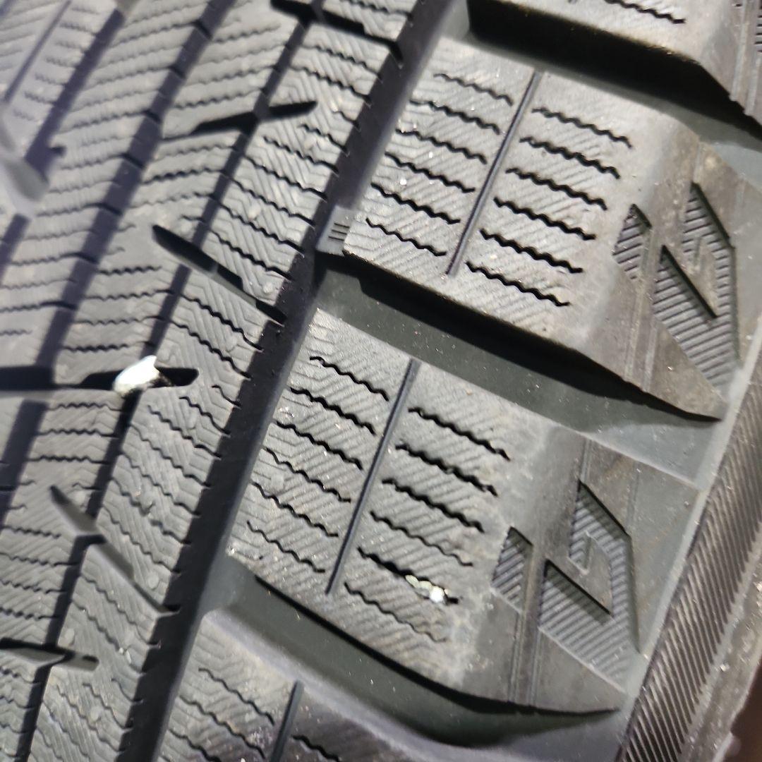 225/60R17　スタッドレス　4本セット 18年製