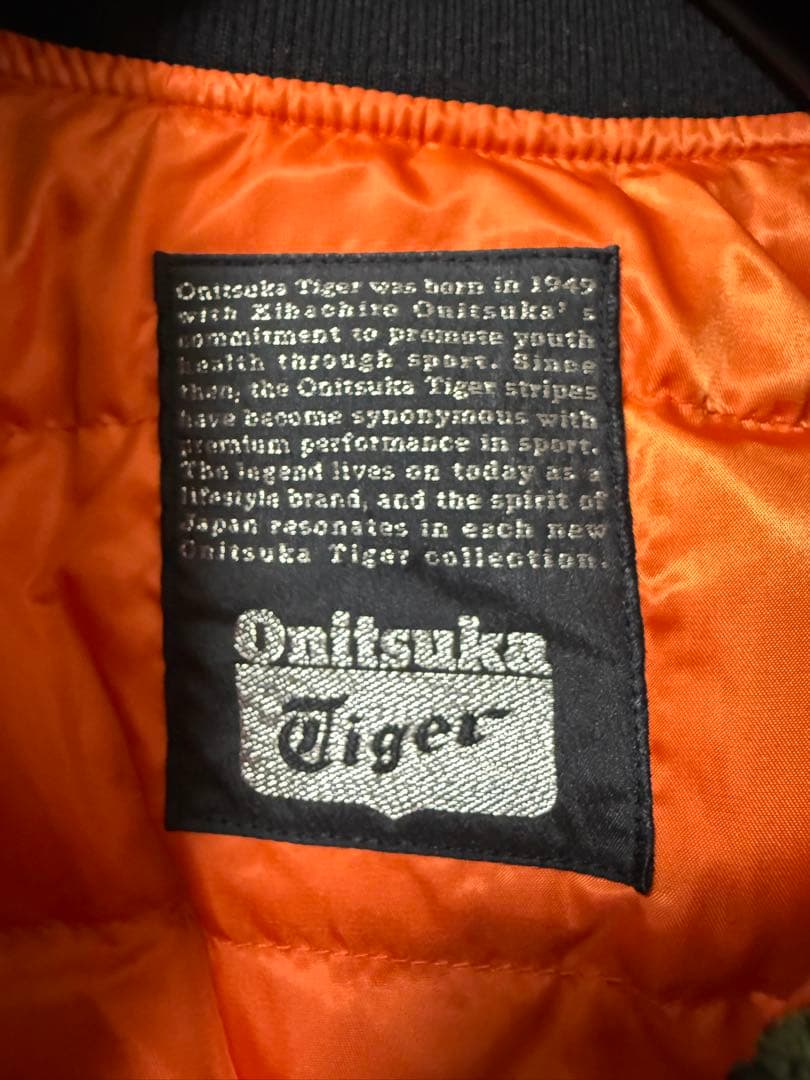 オニツカタイガー　BOMBER JACKET　ボンバージャケット　MA-1