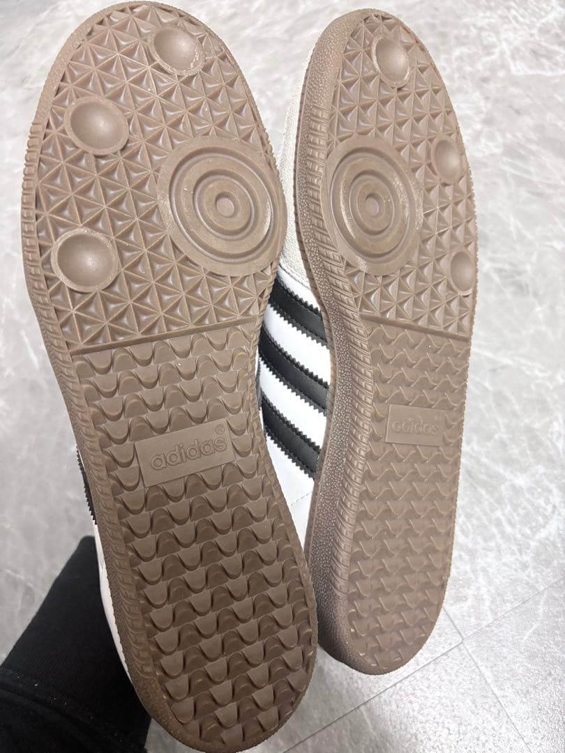 adidas SAMBA ホワイト/ブラック スニーカー