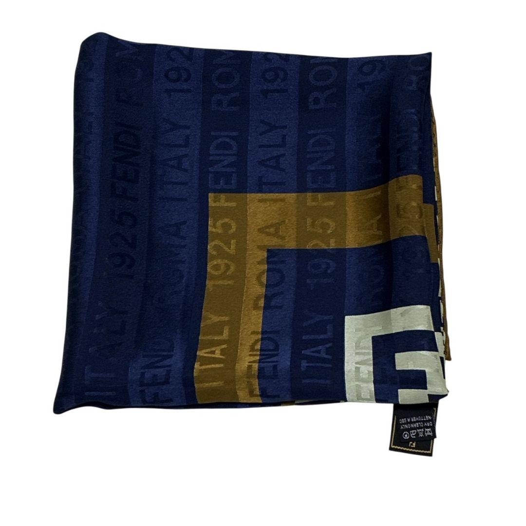 【美品】FENDI ズッカ柄 FF柄 シルク イタリア製 大判スカーフ ストール