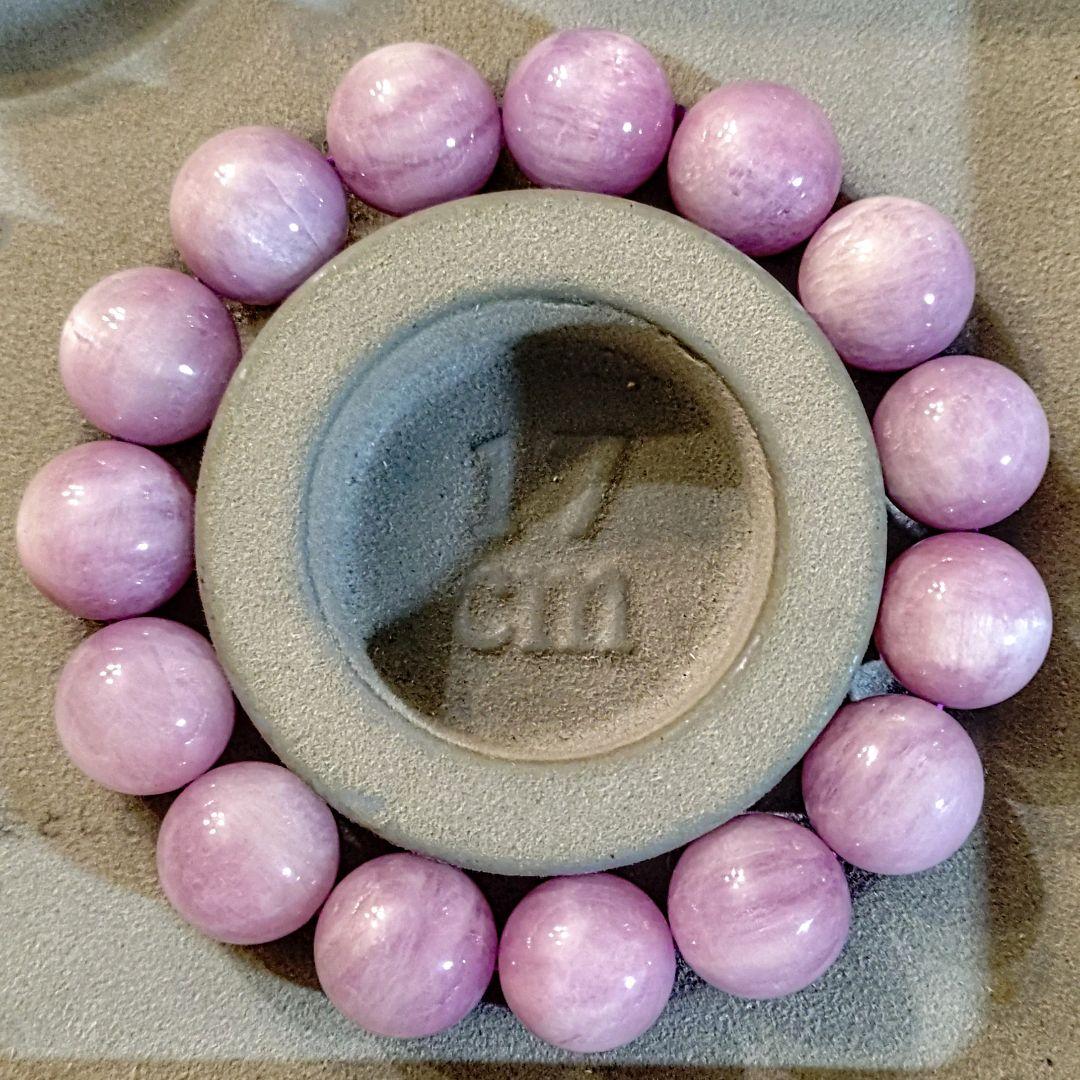 ★大粒！ラベンダークンツァイト 14.5ミリ珠 ブレスレットC(SA)