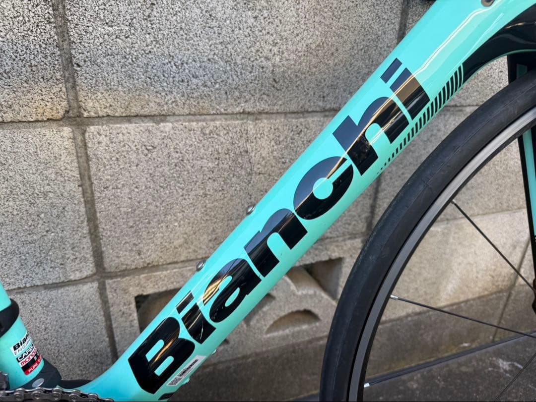 Bianchi OLTRE XR3 ビアンキ ロードバイク　カーボンフレーム