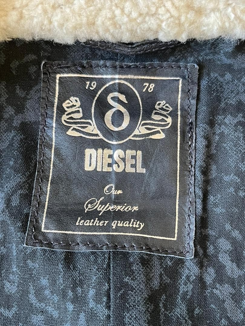 【美品】DIESELレザーベスト／再値下げしました！