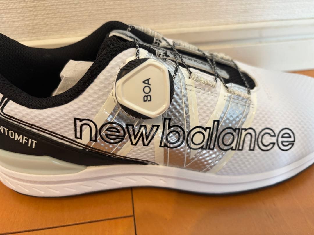 未使用‼️New Balance ゴルフシューズ 女性用 ホワイト　22.5cm