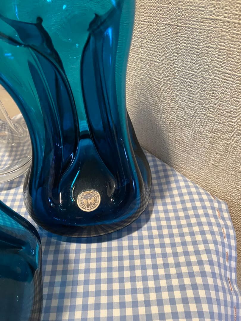 HOLME GAARD ブルーとクリアーのガラスのヴィンテージデキャンタ4つ