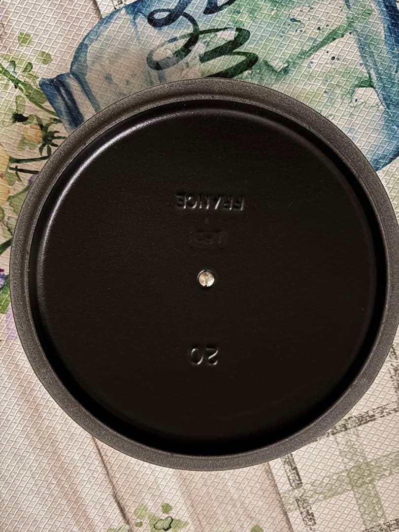 ル・クルーゼ　シグニチャー ココット・ロンド 20cm