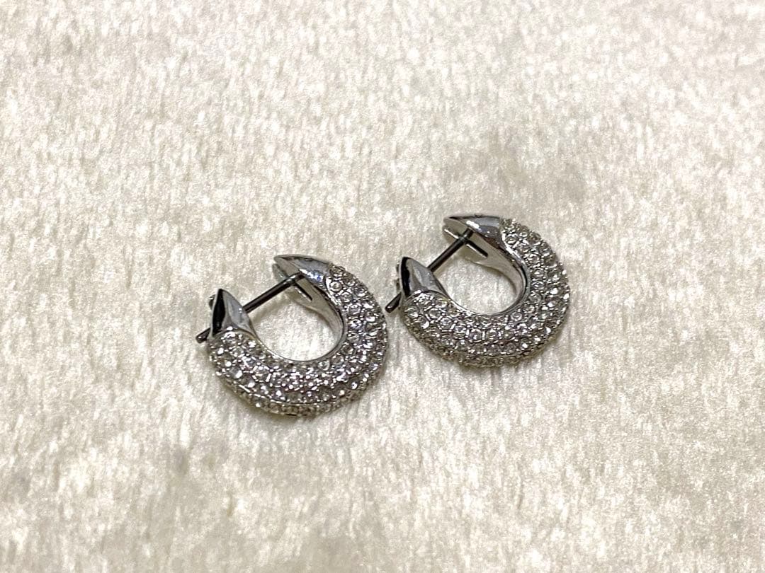 【美品】SWAROVSKI スワロフスキー フープピアス