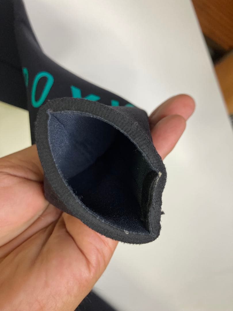 ロキシー フルスーツ シンクロ4mm/3mm レディース　4号　160㌢/50㌕