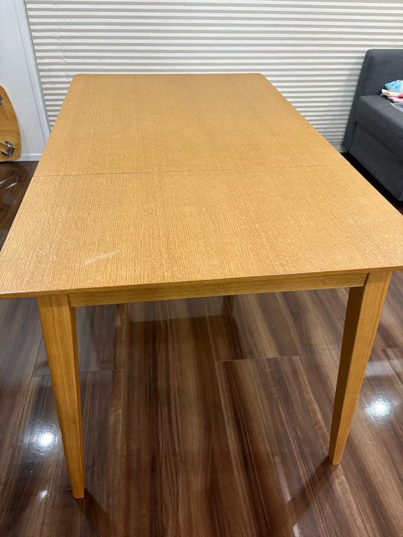 木製ダイニングテーブル 中型 ナチュラル