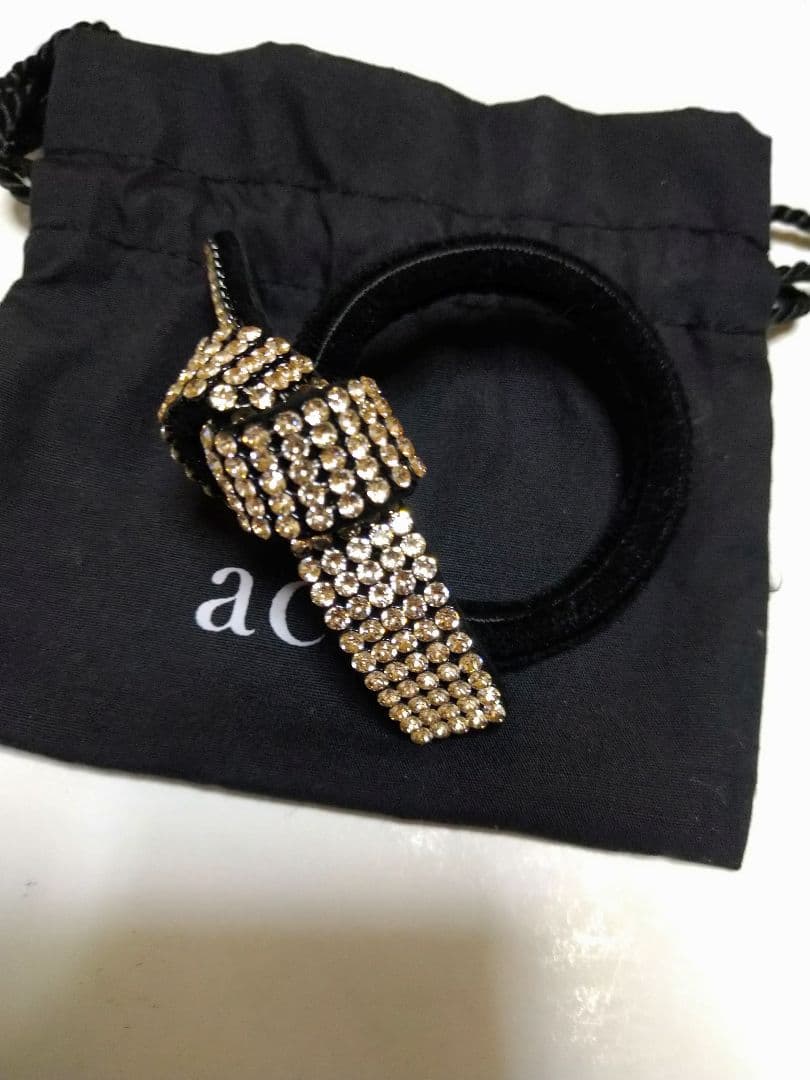 acca アッカ オードリードレスポニー シルバーゴールド