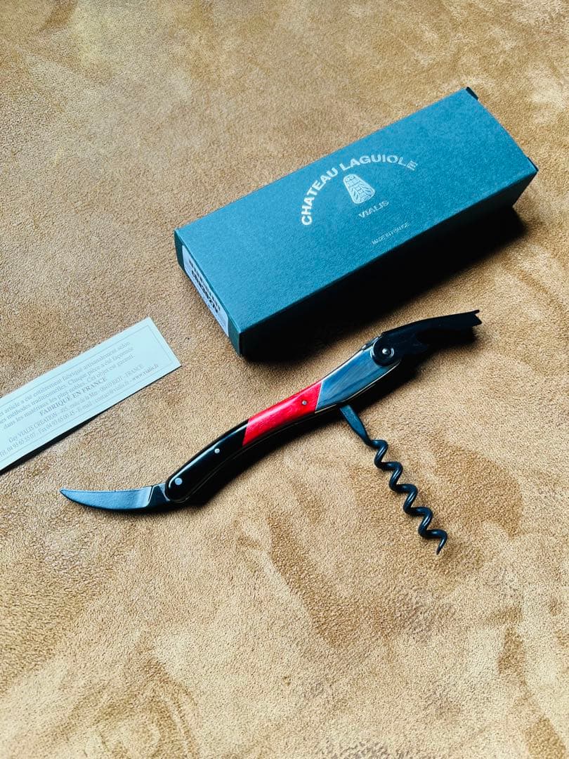 【未使用品】シャトーラギオール LE ROUGE ET LE NOIR 赤と黒