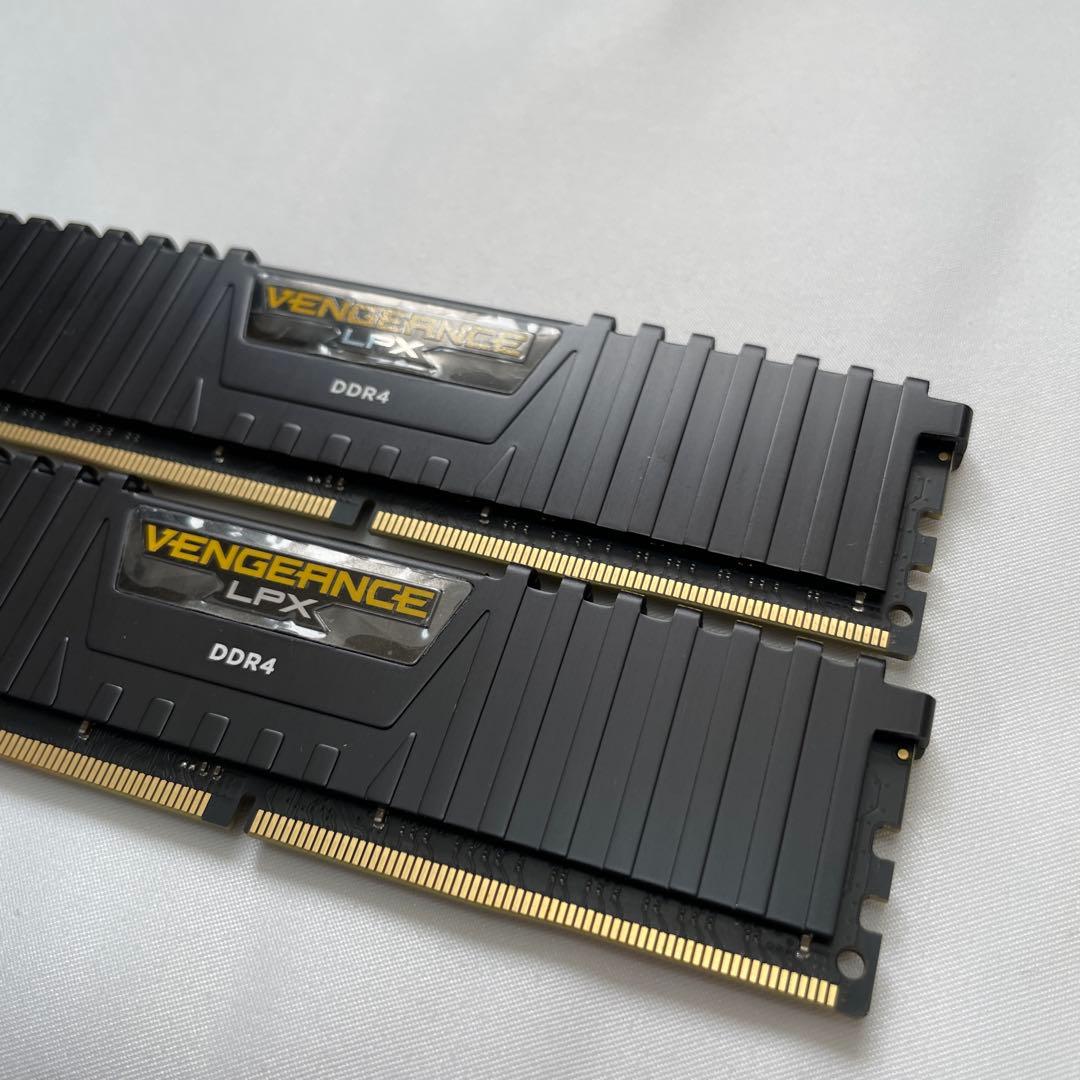 ①Corsair DDR4 2133 PC4-17000 合計32GB