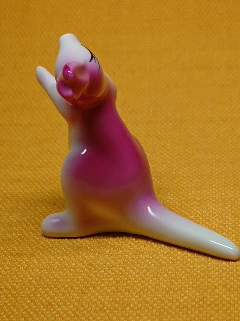 カンガルー　陶器　オブジェ　置物　インテリア　工芸品　美術品　A2761