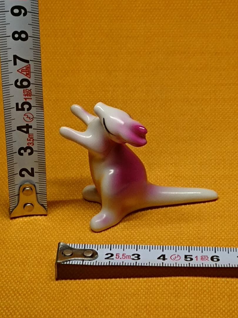 カンガルー　陶器　オブジェ　置物　インテリア　工芸品　美術品　A2761