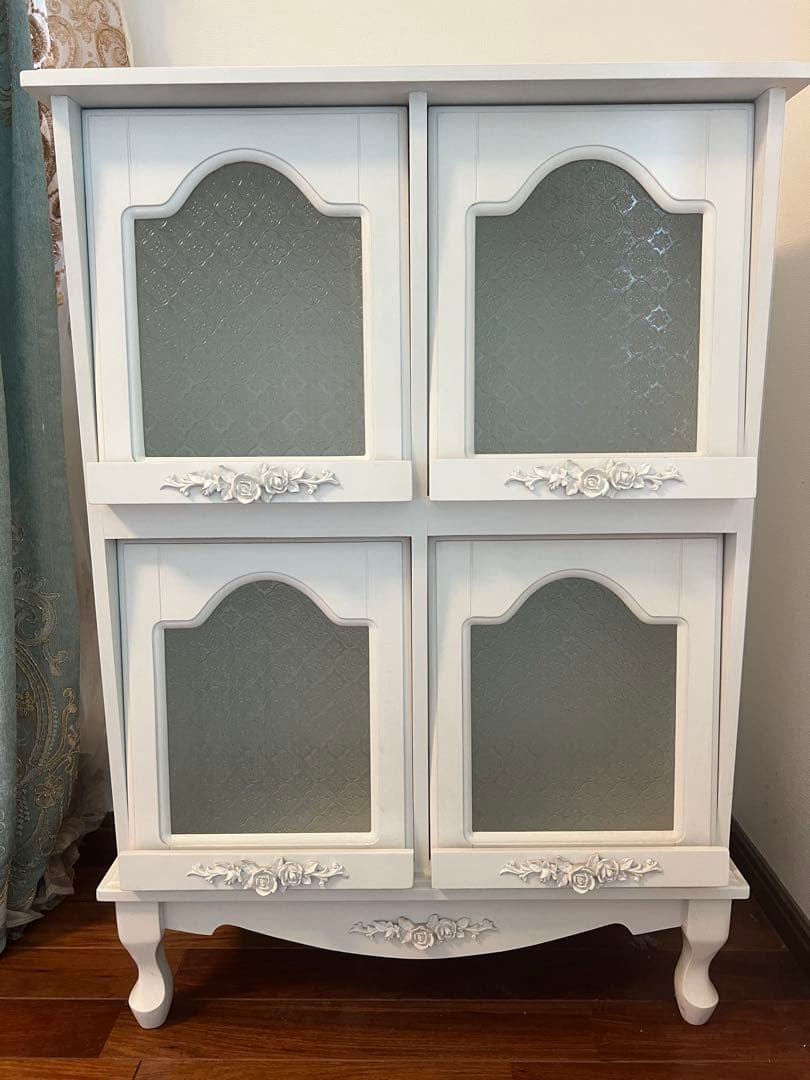 極美品ディスプレイラック　本棚　フラップ扉付 ロココ　アンティーク　猫脚　姫系