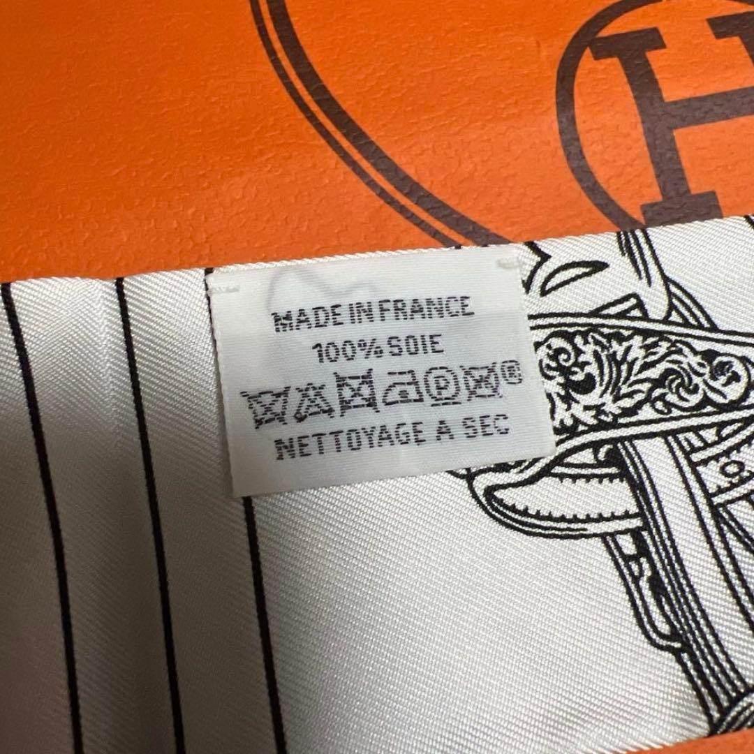 エルメス　ツイリー　ブリッド・ドゥ・ガラ・アン・フルール&アイライナー