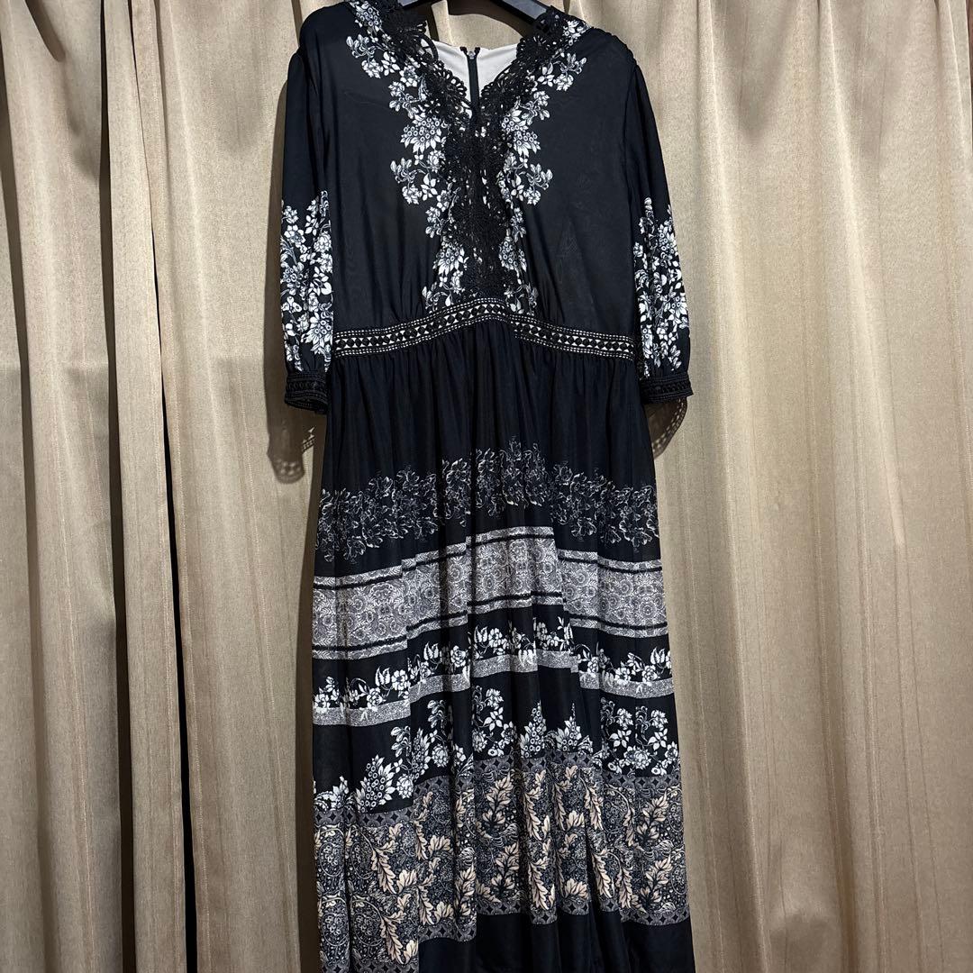 未使用　CHRISCELIN クリスセリーン 花柄プリントワンピース