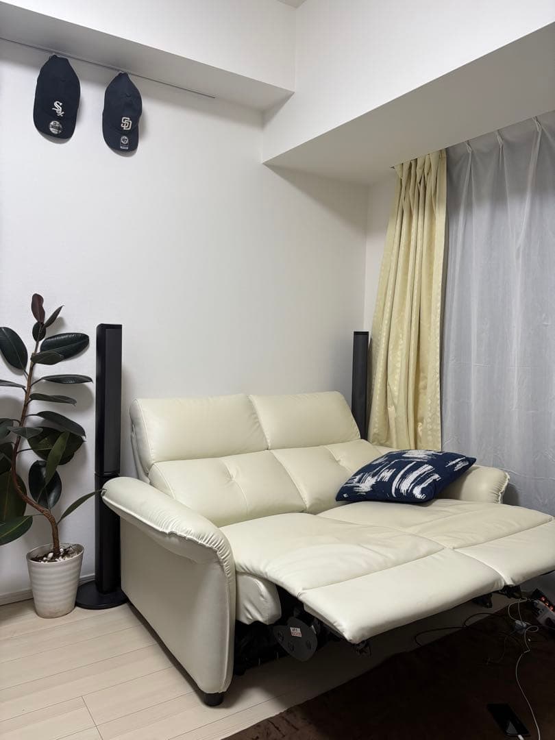 ニトリ　電動リクライニングソファ　美品