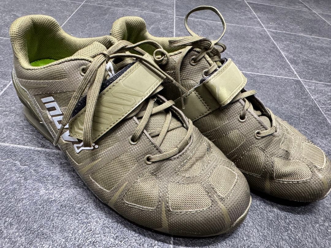 inov-8 イノヴェイト トレーニングシューズ カーキ 26.5