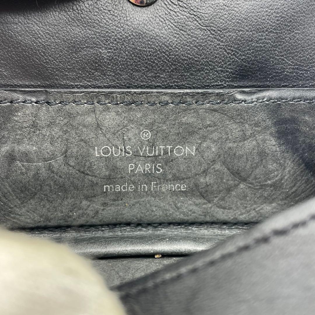 ルイヴィトン　ケース　グラフィット　ボワット　ダミエ