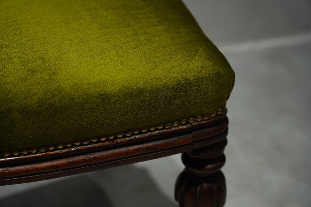 イギリスアンティーク　サロンチェア　 Victorian salon chair