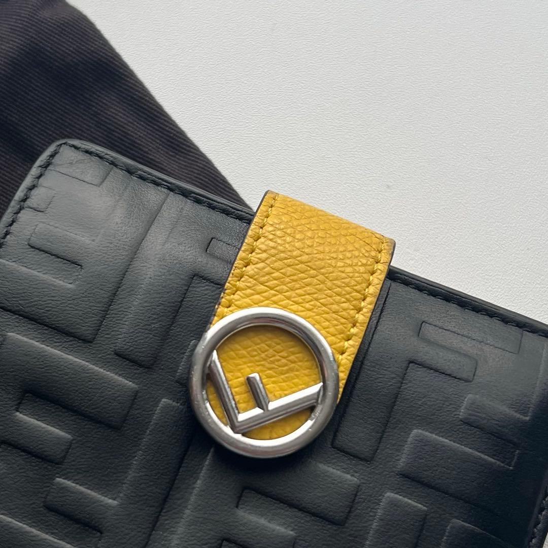122 極上美品 FENDI フェンディ ズッカ 2つ折り財布