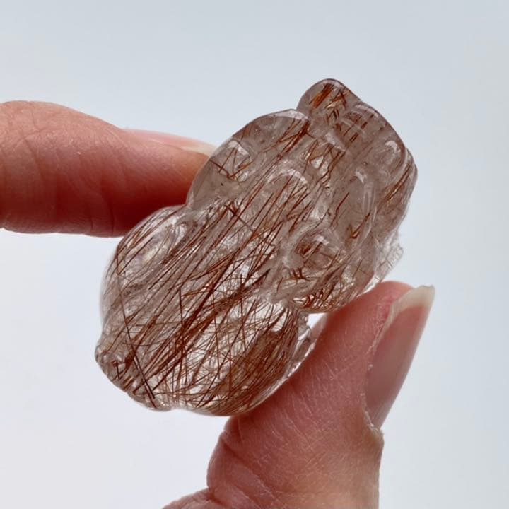 高品質 高透明度 ブラウンルチルクォーツ 貔貅（ヒキュウ）天然石 置物