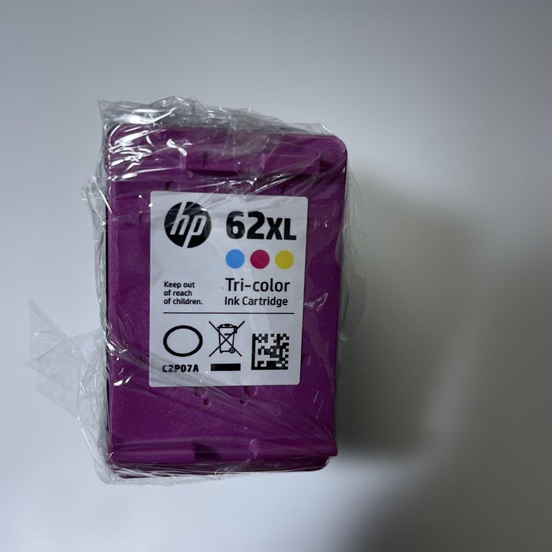 62XL. カラー2個／ブラック2個（未開封)カラー（開封1個）