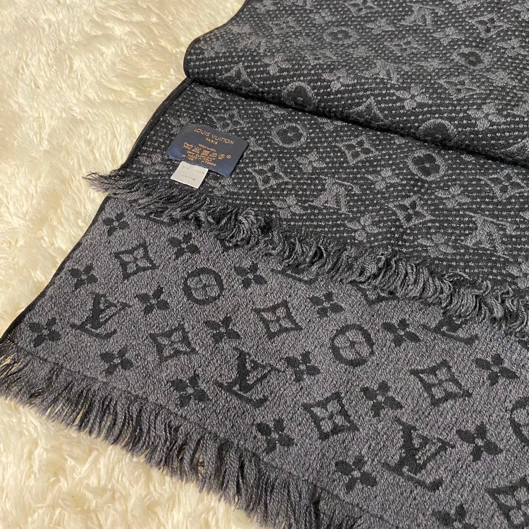 【極美品】LOUIS VUITTON ルイヴィトン モノグラム マフラー グレー