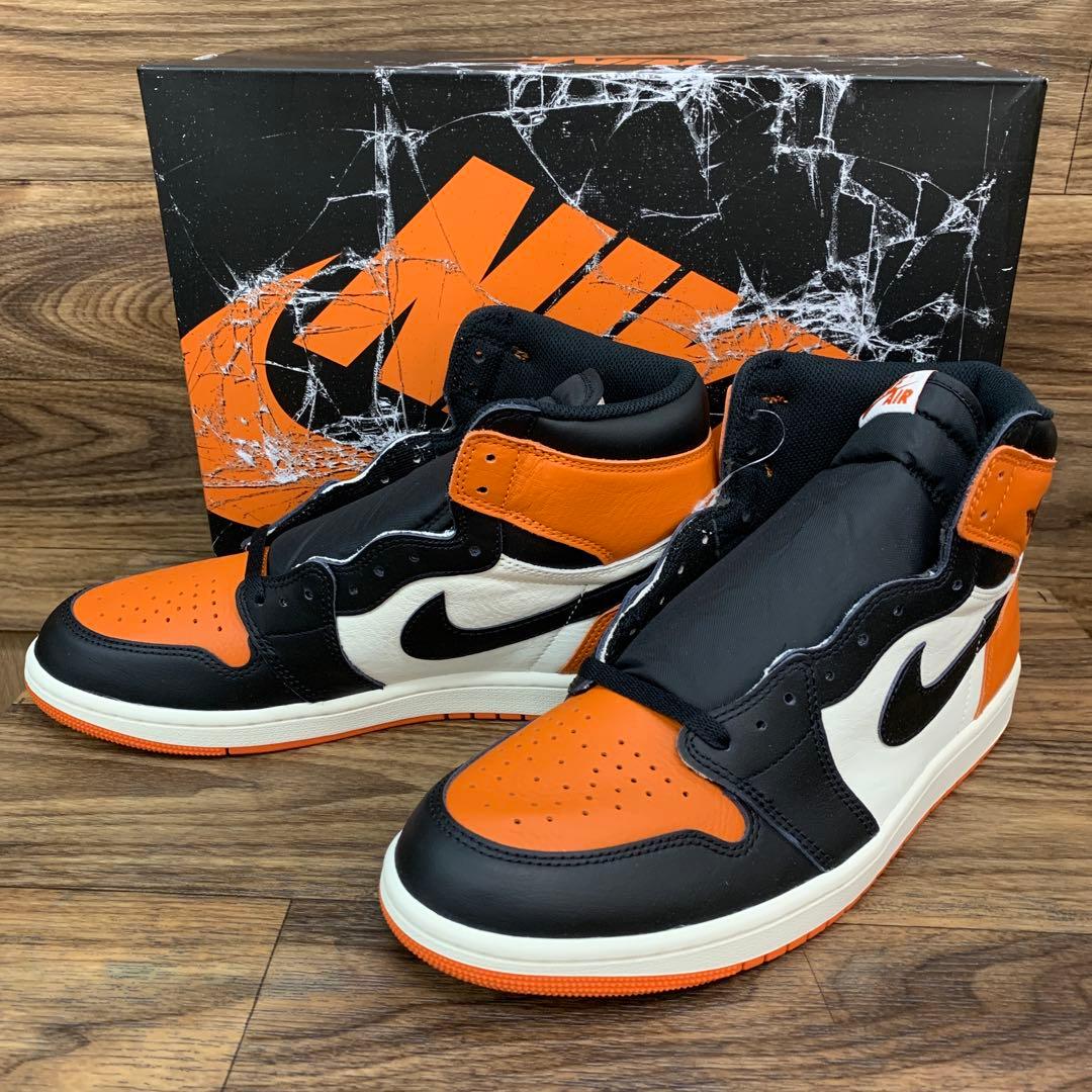 未使用 Nike Air Jordan 1 Retro High OG