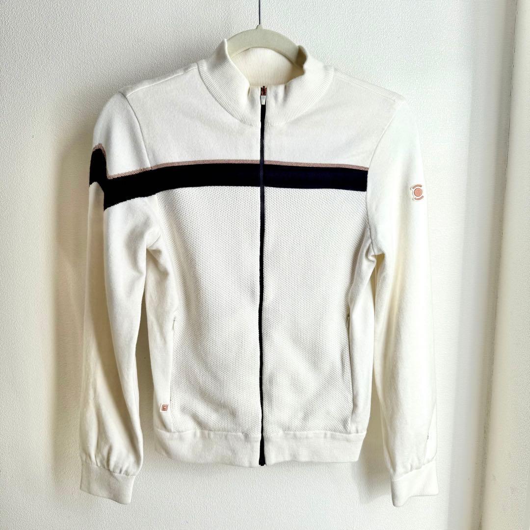 美品！韓国　ワイドアングル 防風ニット　ジップアップ　アウター　ゴアテックス