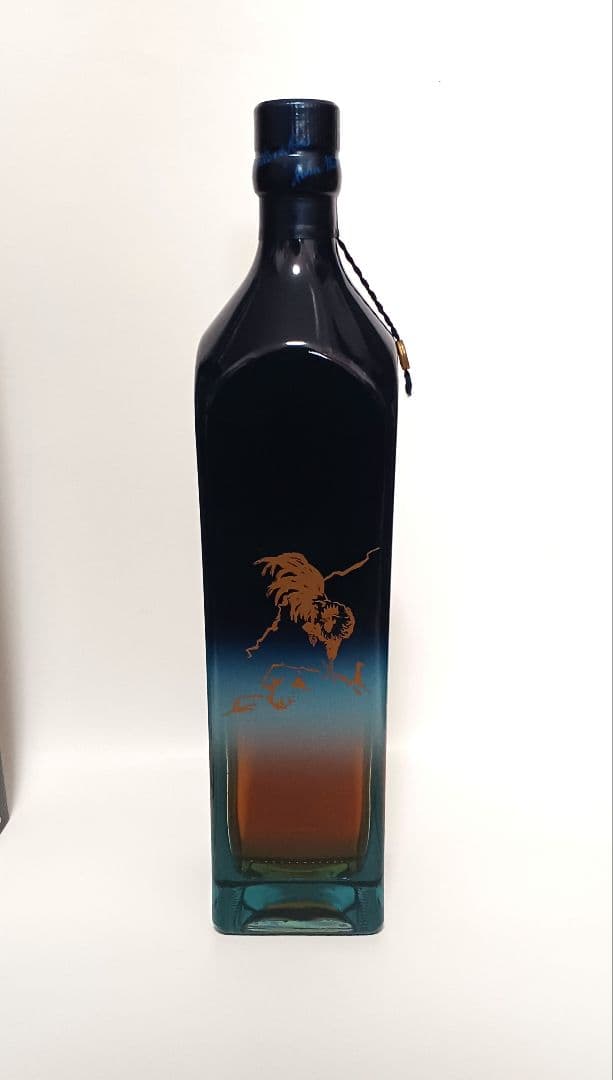 ジョニーウォーカー ブルーラベル　イヤーオブルースター 2017　1000ml