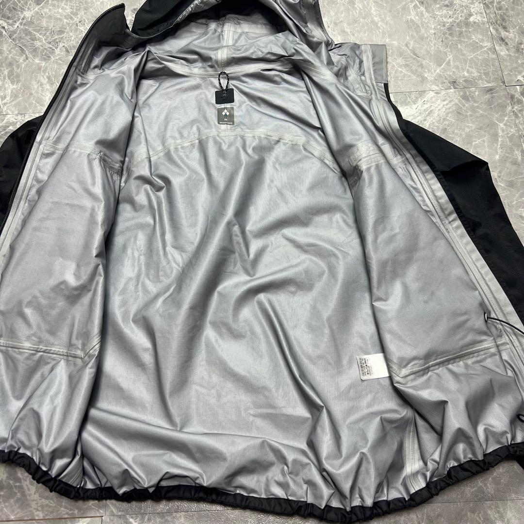 極美品　モンベル　マウンテンパーカー　フード　黒　M アウトドア　メンズ　登山