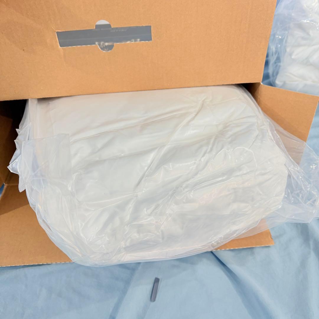 09新品未開封　羽毛布団　190cmx210cm ダブル　掛け布団　100％羽毛