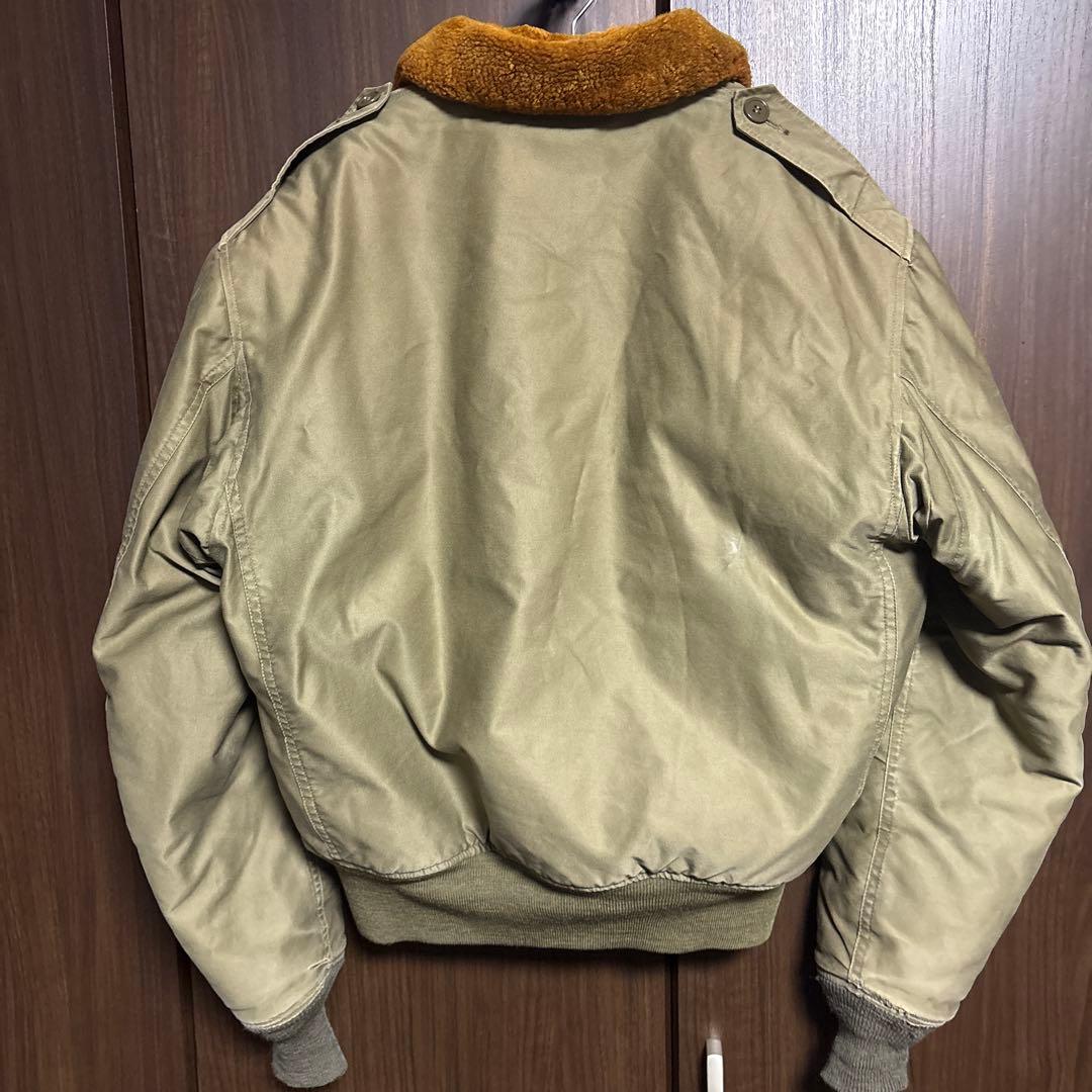 The REAL McCOY'S B-10 フライトジャケット