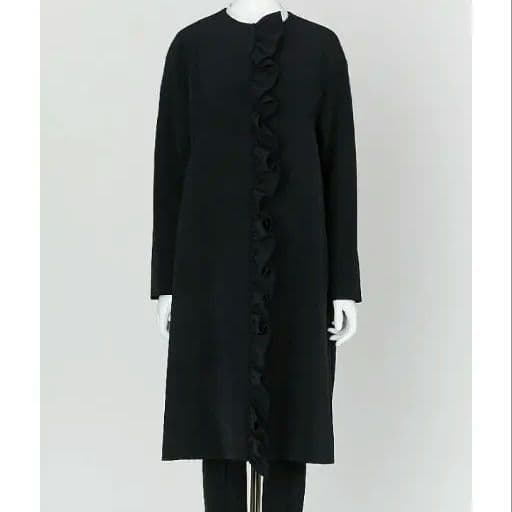 ブラック フロントラッフルコート