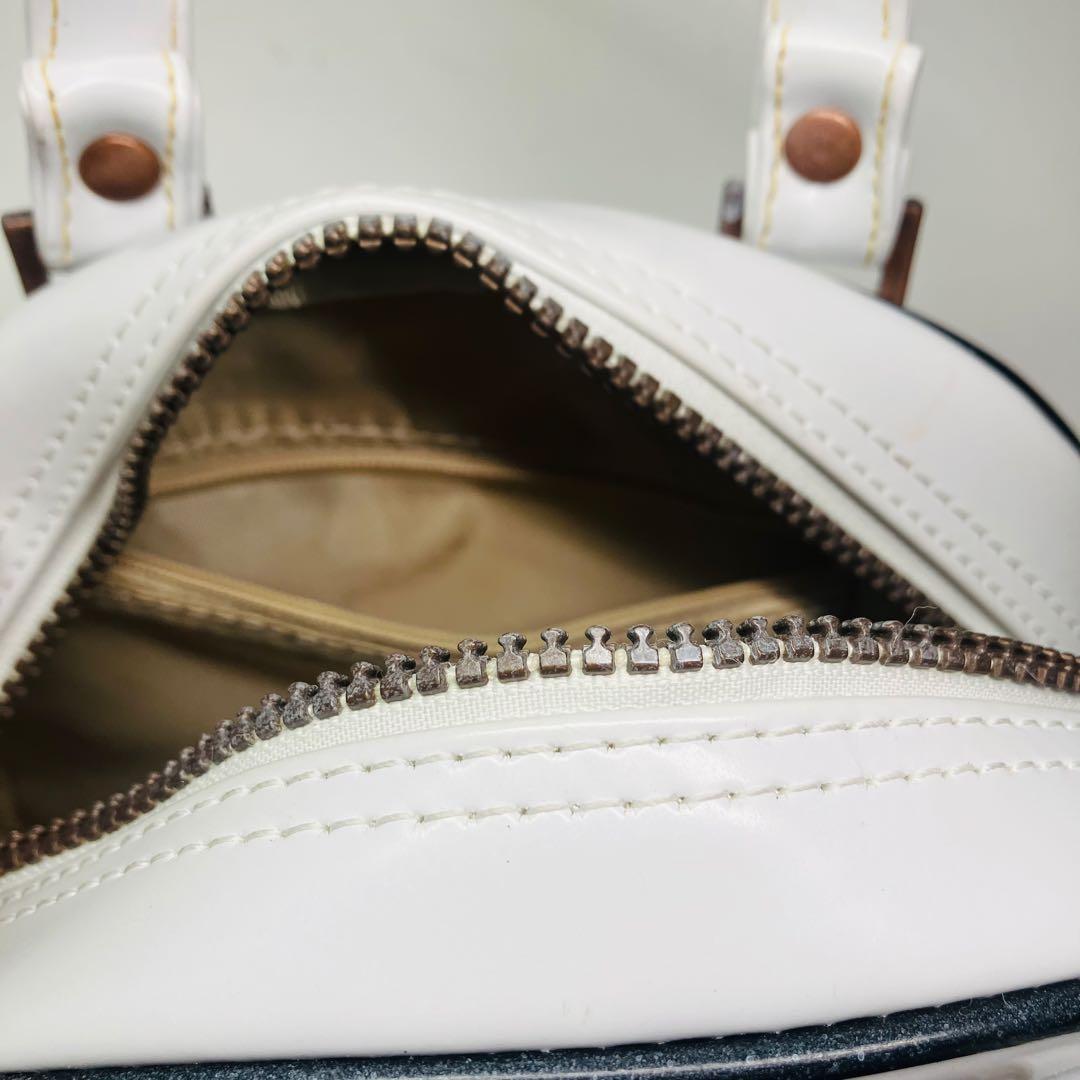 美品　VonDutch ボンダッヂ　ミニボストンバッグ　ホワイト　ブラック