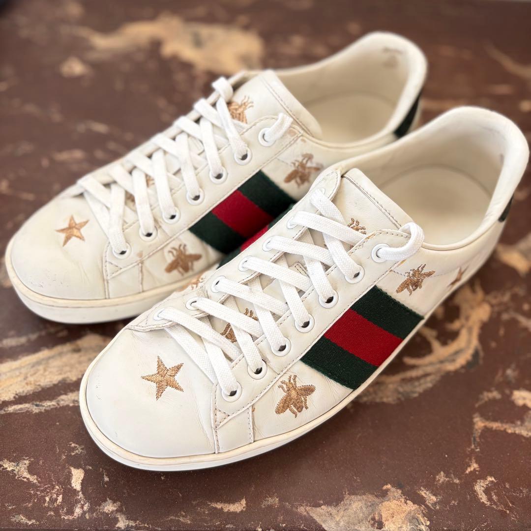 レ*ー様 Gucci ホワイトレザースニーカーBEEシェリーライン星蜂刺繍白24